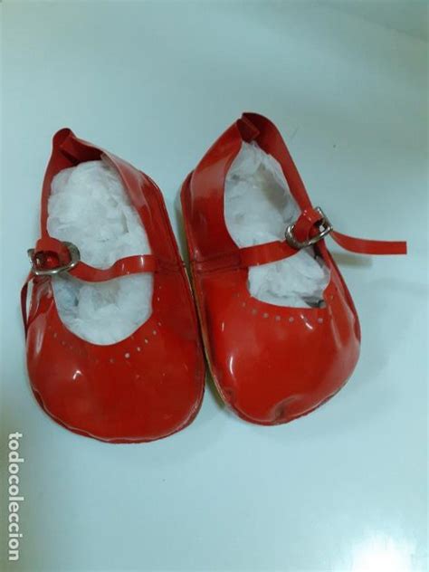 Zapatos charol muneca Continuara.org