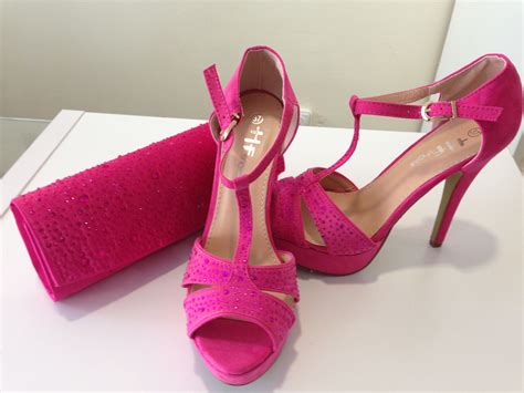 Zapatos madrina Continuara.org