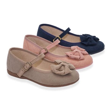 Zapatos nina marca Continuara.org