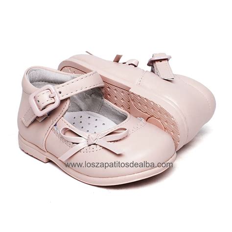 Zapatos nina primeros Continuara.org