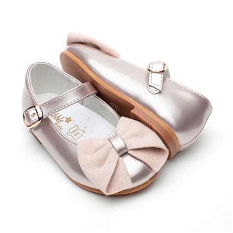 Zapatos nina rosa Continuara.org
