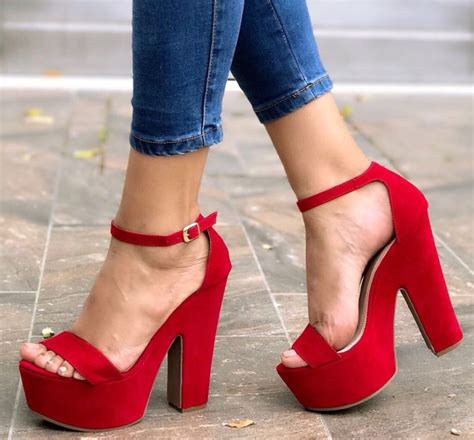 Zapatos rojo Continuara.org