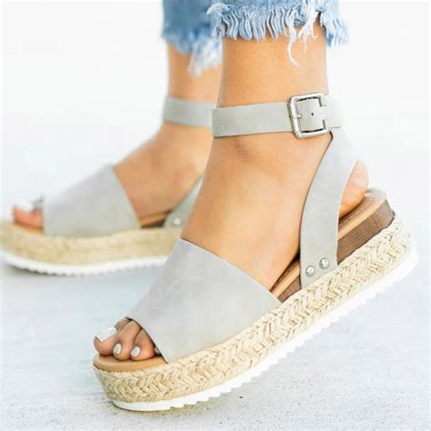 Zapatos sandalias Continuara.org