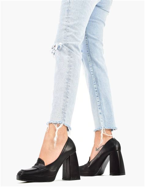 Zapatos tacon negro Continuara.org