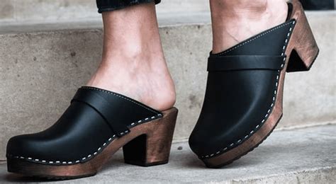 Zapatos zuecos Continuara.org
